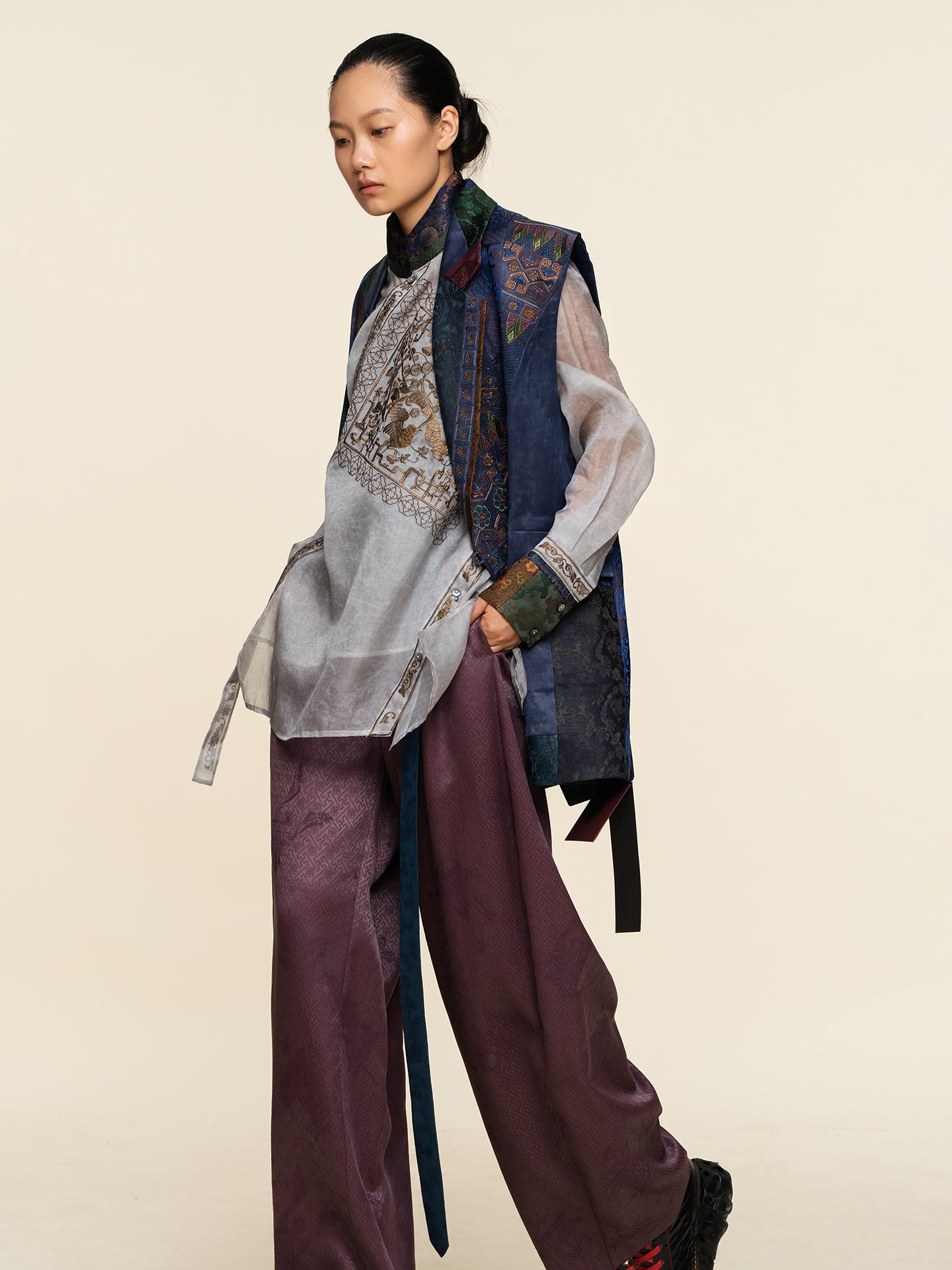 Porcelain Blue Silk Vest—25Z08701