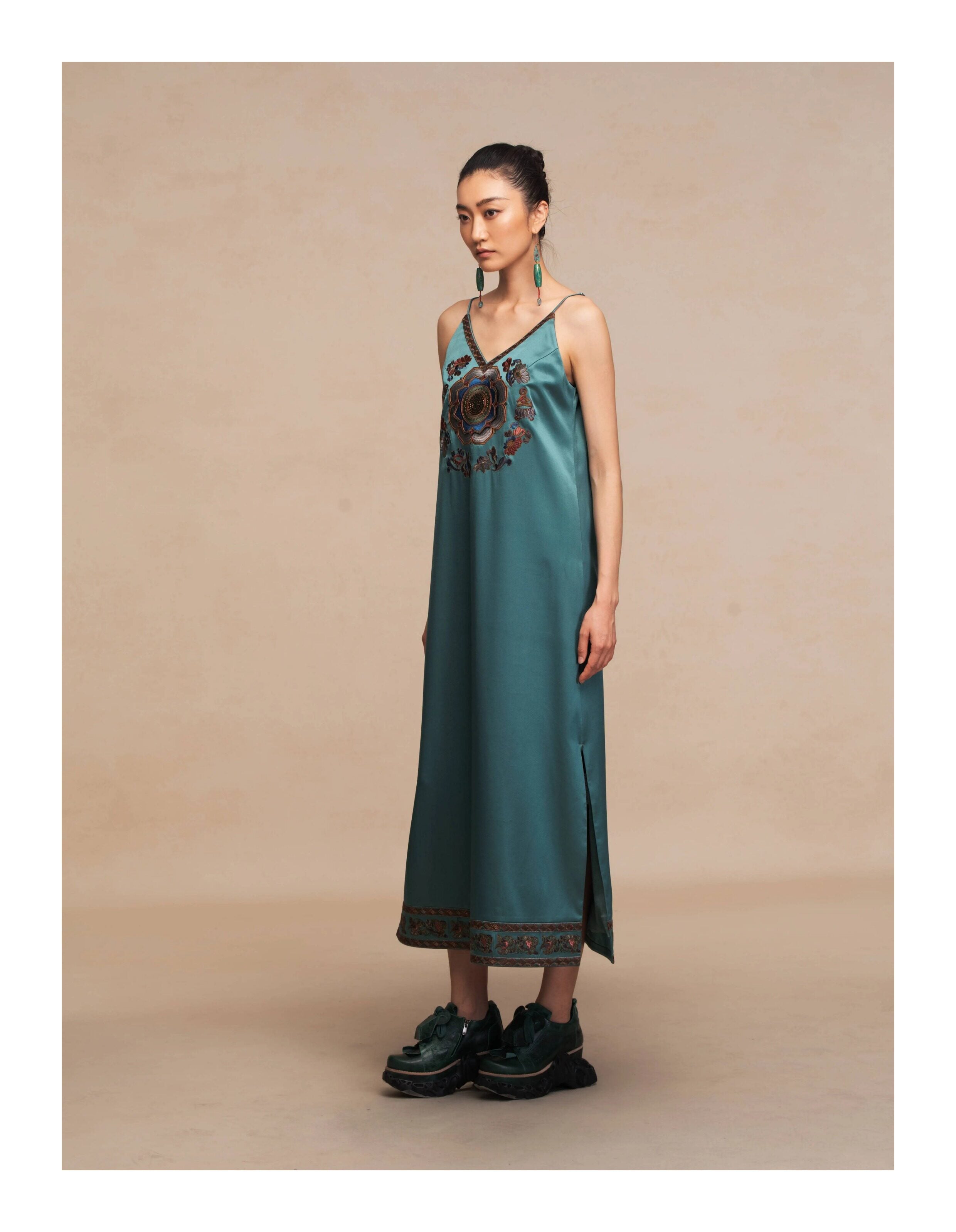 Luxury Dunhuang Lotus Caisson Gambiered Silk Slip Gown-26ZLY6299