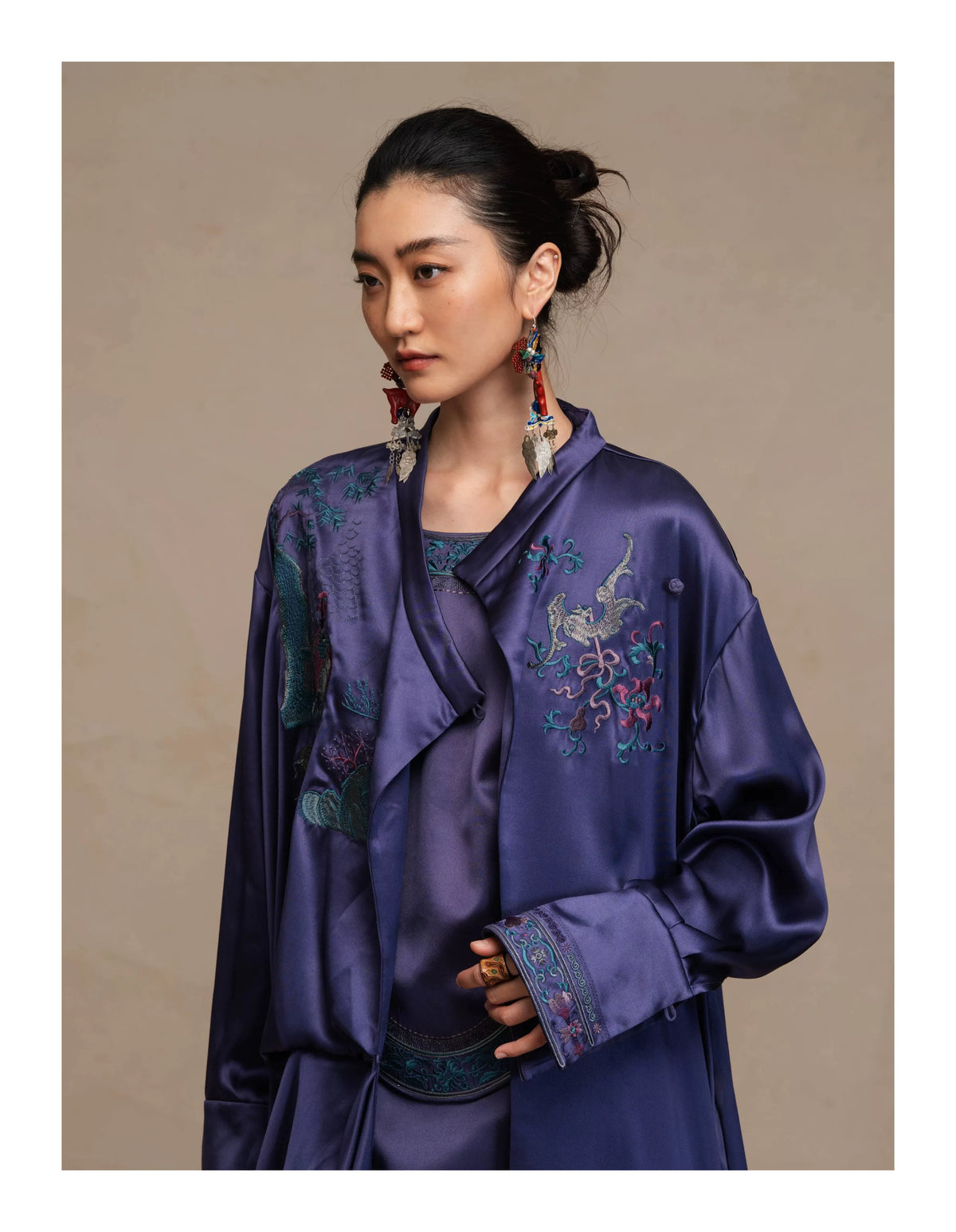 Luxury Twelve Ornaments Silk Duster Coat-26ZLY6671