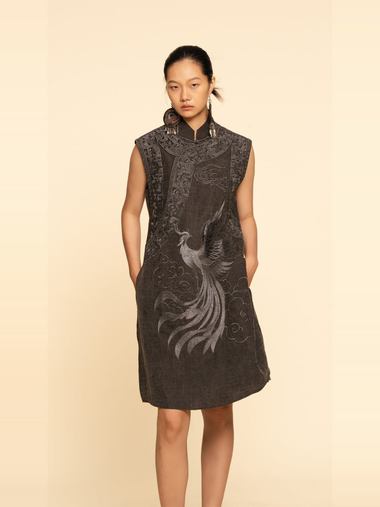 Heritage Xiangyun Silk Cheongsam Dress – Phoenix Silver Embroidery & Crackle Pattern | Zouxin Silk