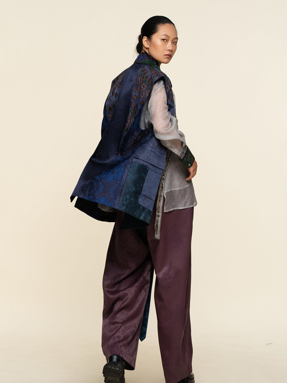 Porcelain Blue Silk Vest—25Z08701