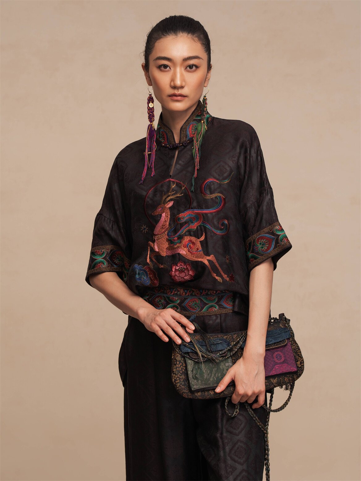 Luxury Dunhuang Nine-Colored Deer Silk Mandarin Collar Top-26ZW034F