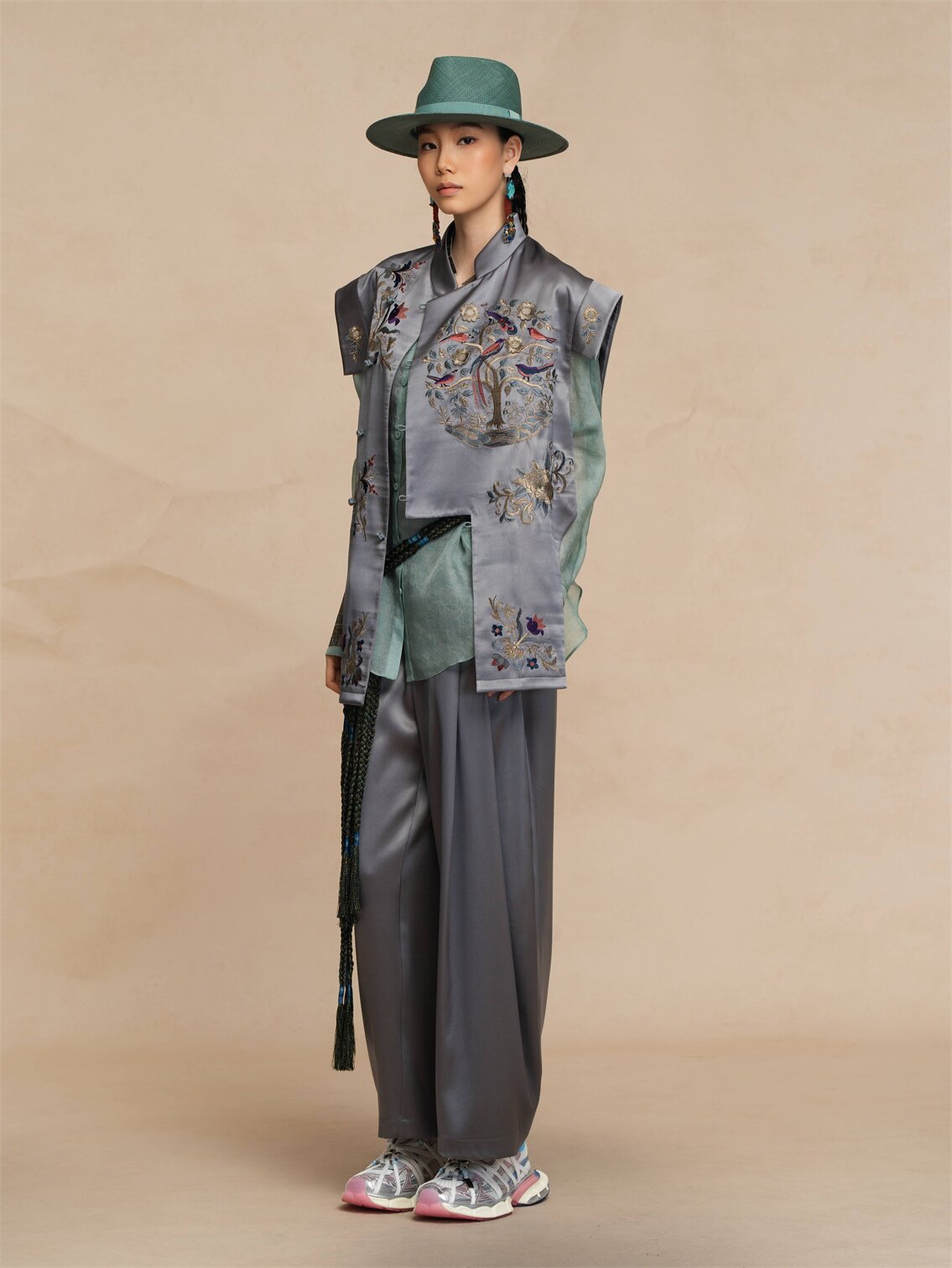 Luxury Celadon Gambiered Silk Longline Vest Coat-26ZMJ6552