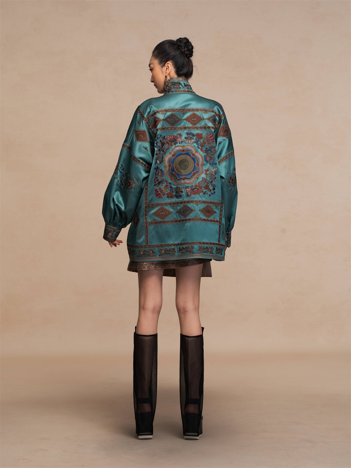 Luxury Dunhuang Lotus Caisson Gambiered Silk Kimono Coat-26ZWT6301