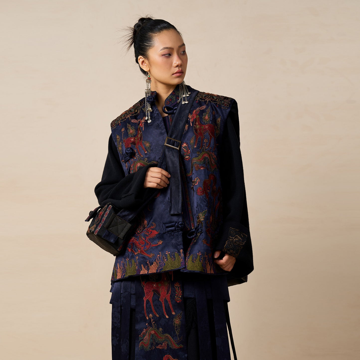 Luxury Gambiered Silk Down Vest - Dunhuang "Nine-Colored Deer" Hand-Embroidered Puffer