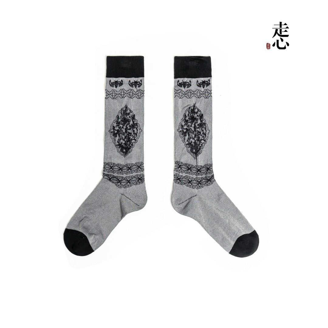Gold Lacquer Chao Carving Pattern Crew Socks｜Chinese Craft Art Cotton Socks