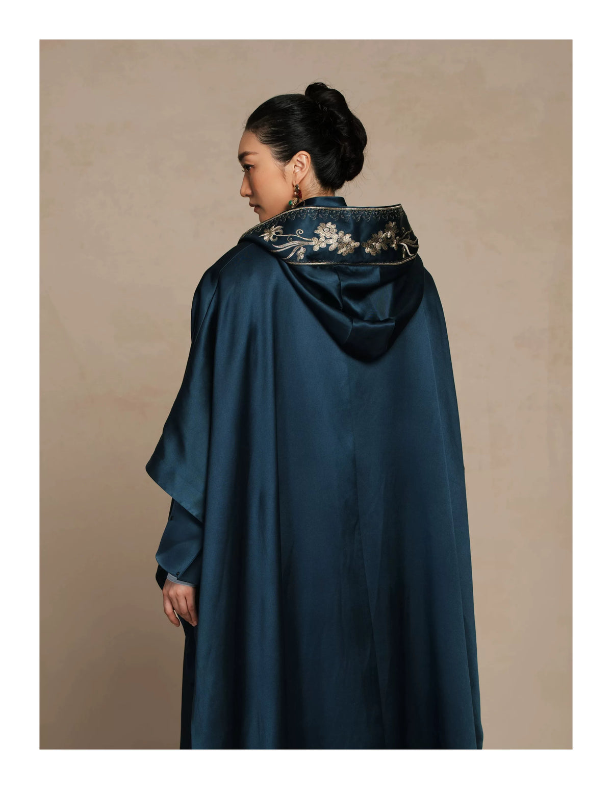 Luxury Navy Silk Phoenix Embroidered Cape-26ZMJ6709