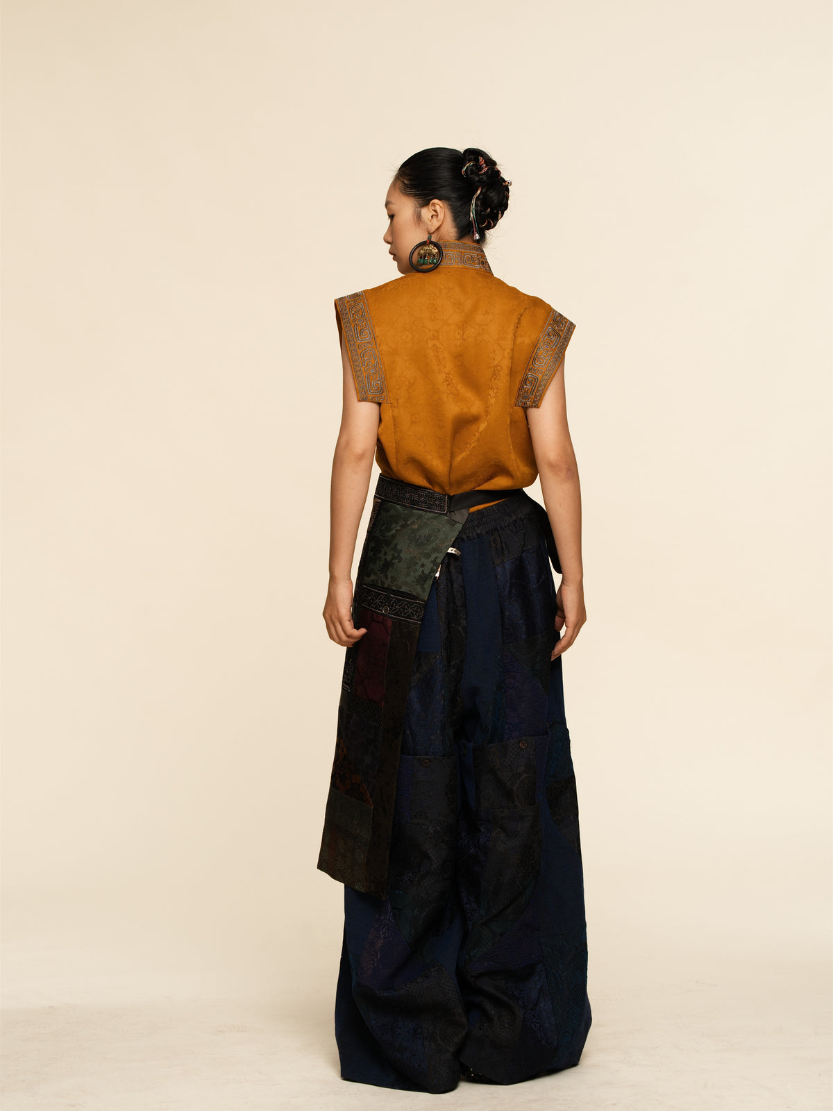 Goldwork Embroidered Shirt Vest – 25ZW69F