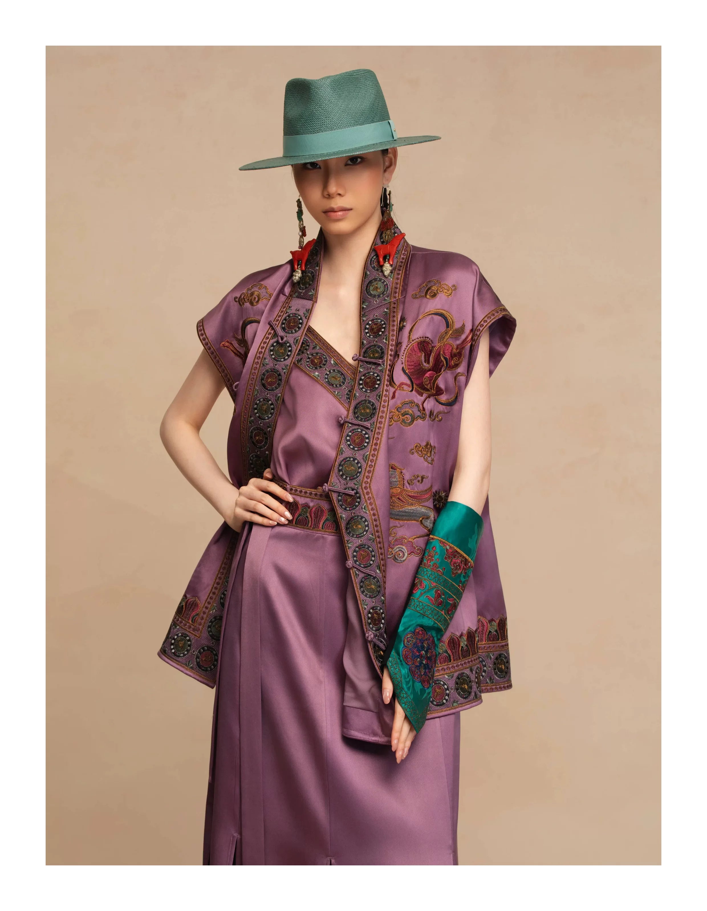 Luxury Dunhuang Pegasus Silk Longline Vest- 26ZMJ6323