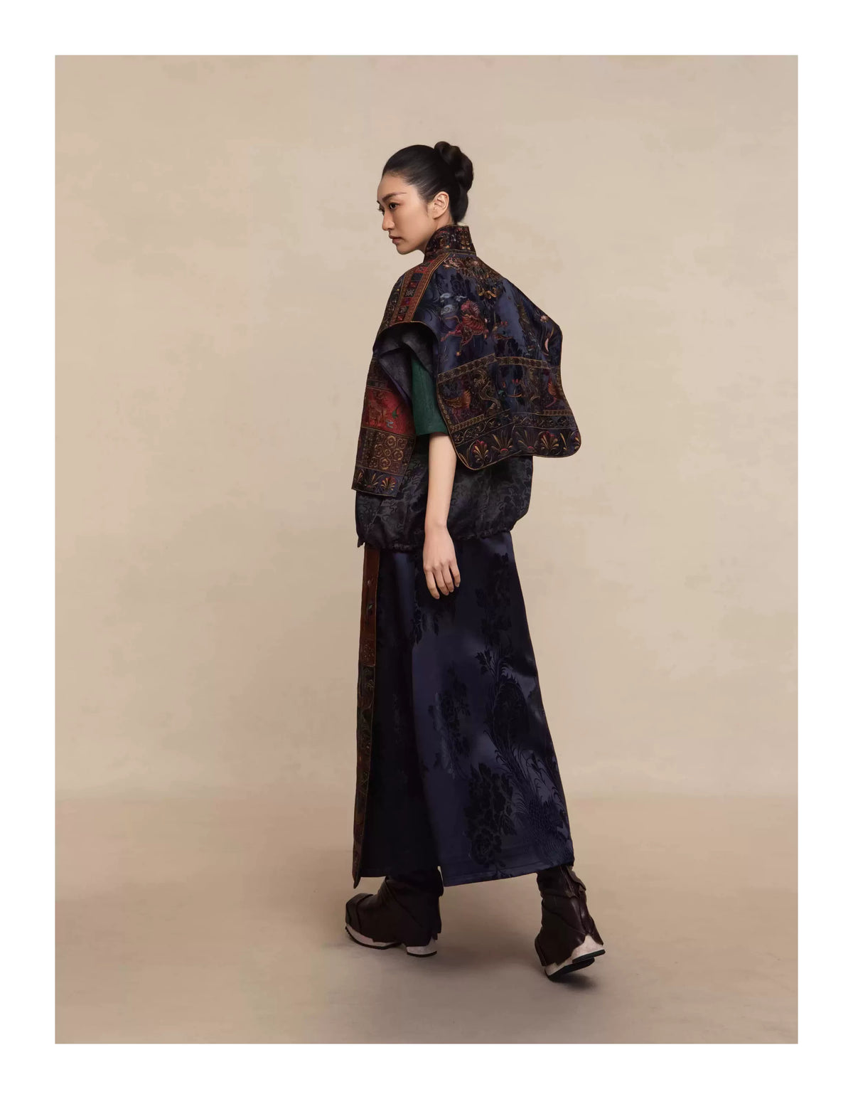 Luxury Navy Pegasus Heavy Silk Maxi Skirt-25ZX9283