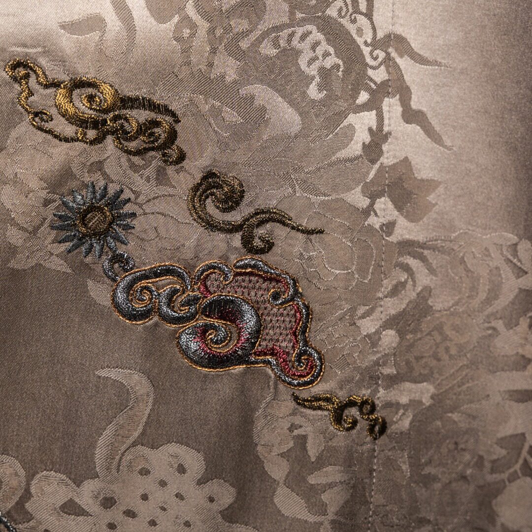 Luxury Dunhuang Flying Horse Silk Jacket-26Y13501