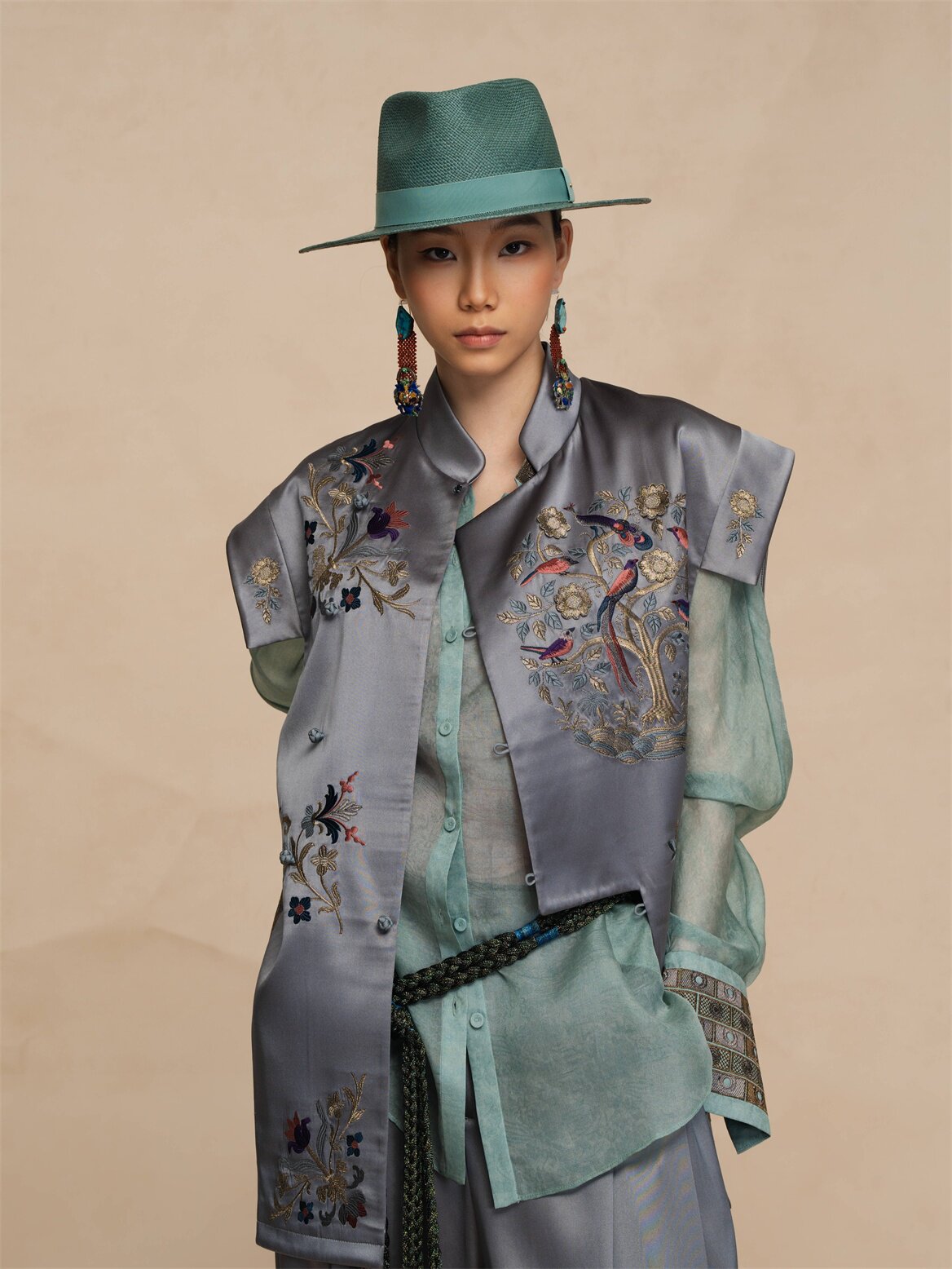Luxury Celadon Gambiered Silk Longline Vest Coat-26ZMJ6552