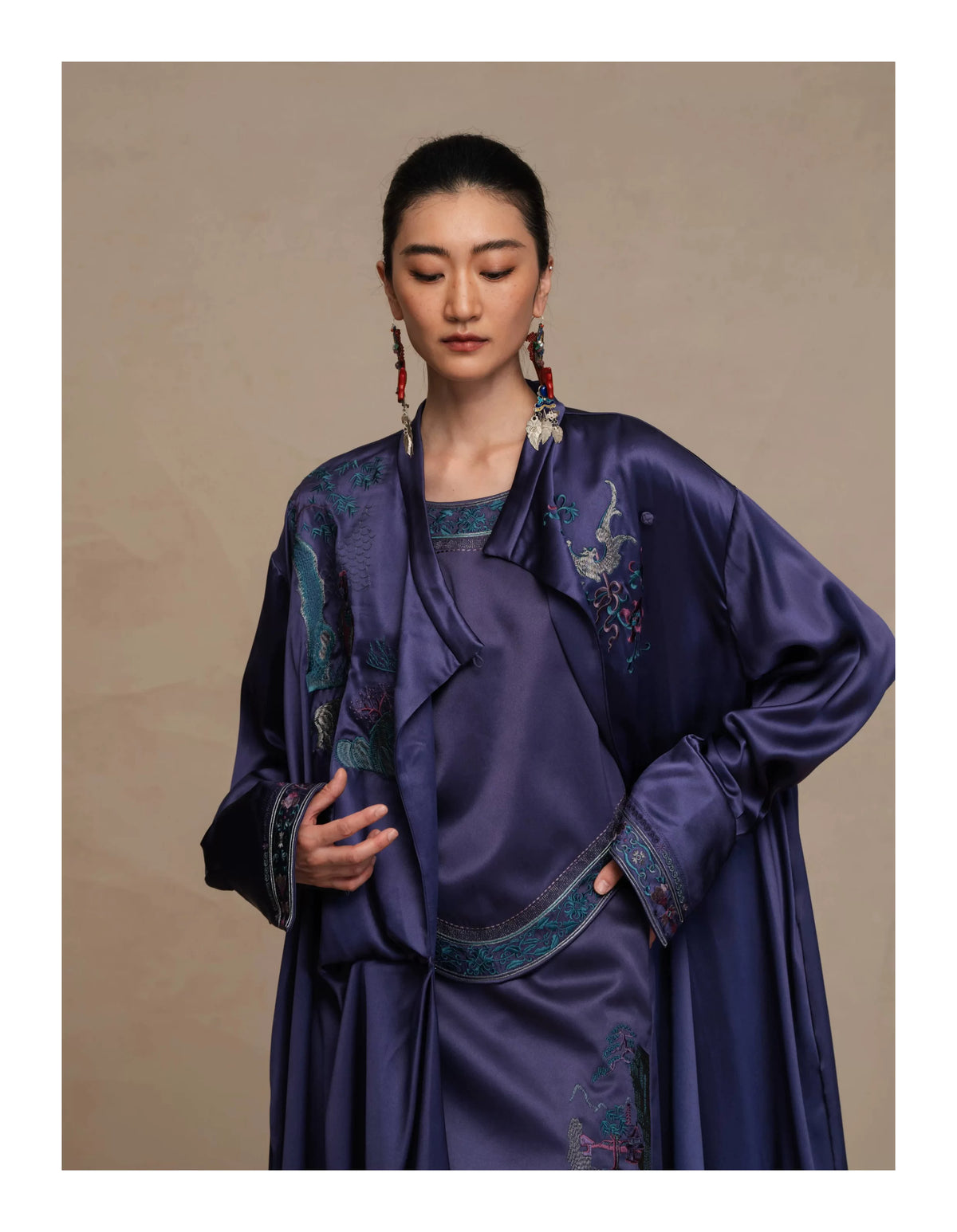 Luxury Twelve Ornaments Silk Duster Coat-26ZLY6671
