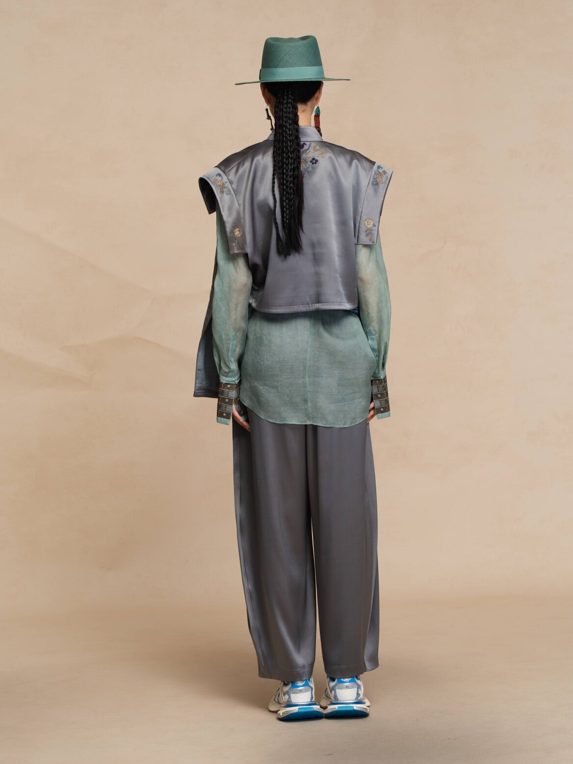 Luxury Celadon Gambiered Silk Longline Vest Coat-26ZMJ6552